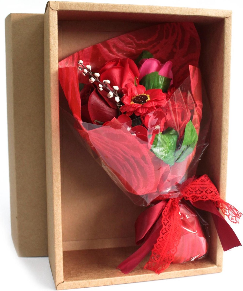 Zeep Bloemen Boeket Rood in Box