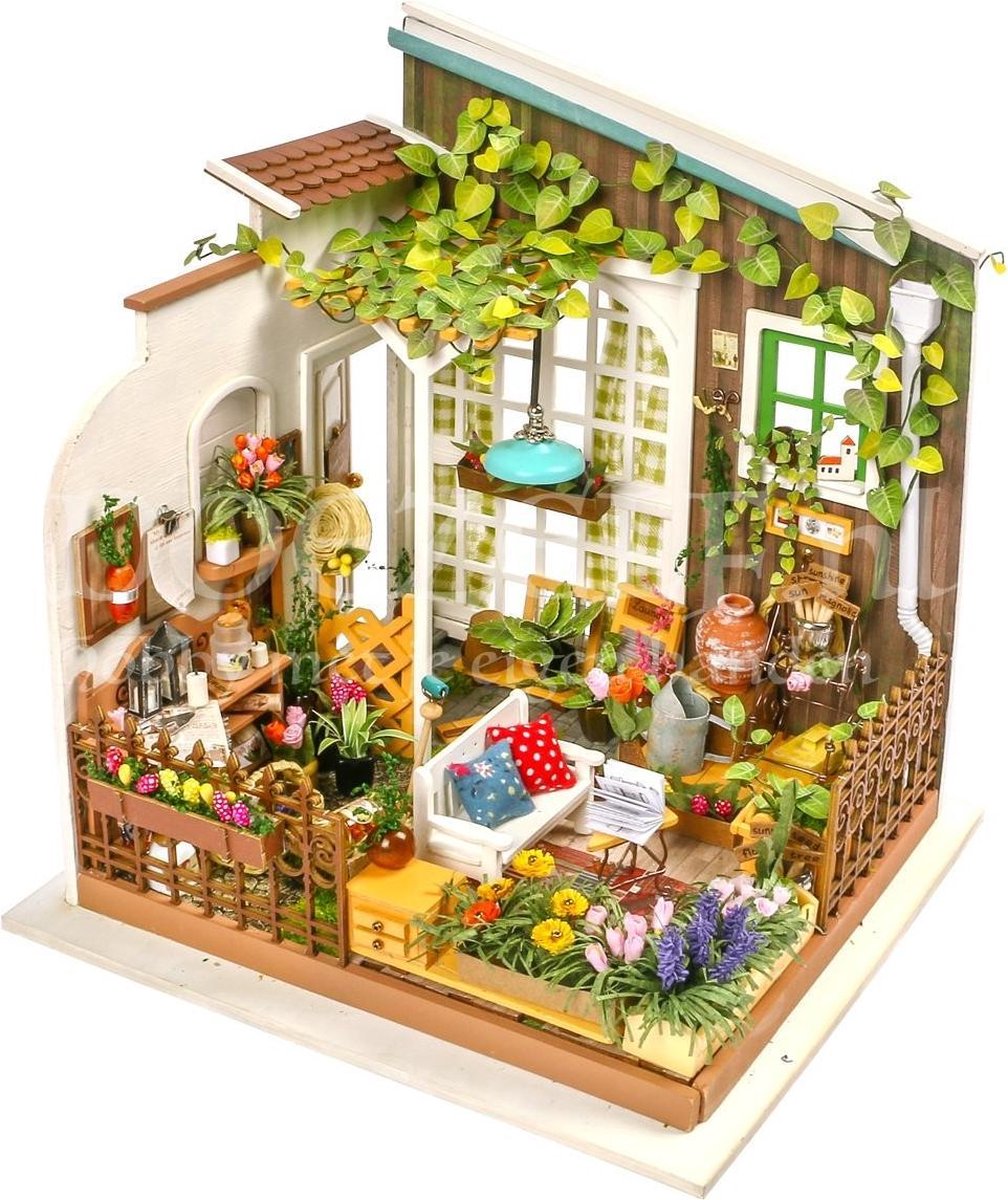 Robotime - DIY Dollhouse Kit-Miller's Garden - Houten Bouwpakket