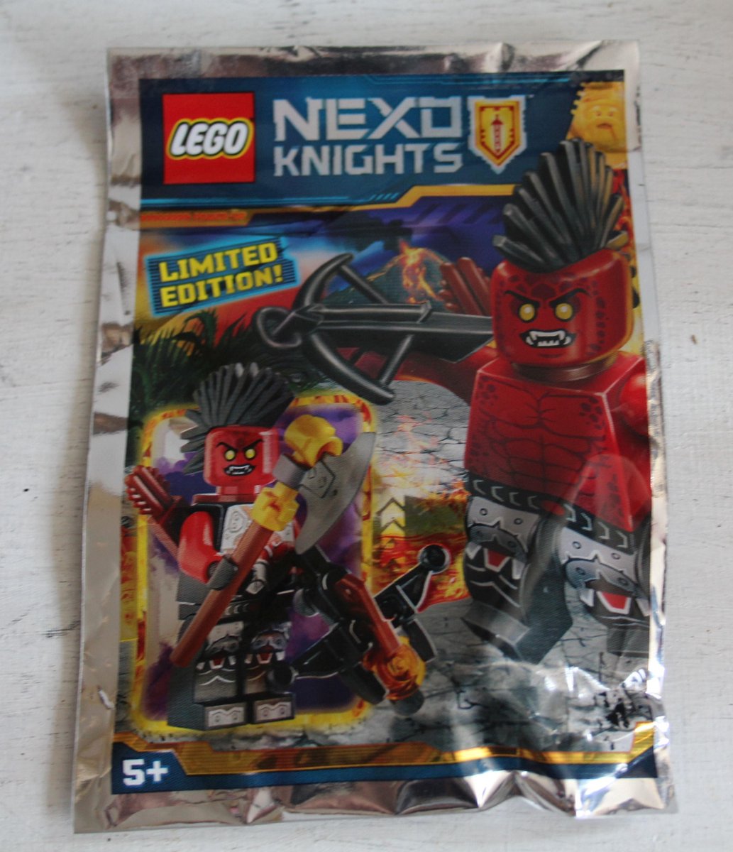 LEGO Nexo Knights 271605 - Cool Flamethrower minifigure