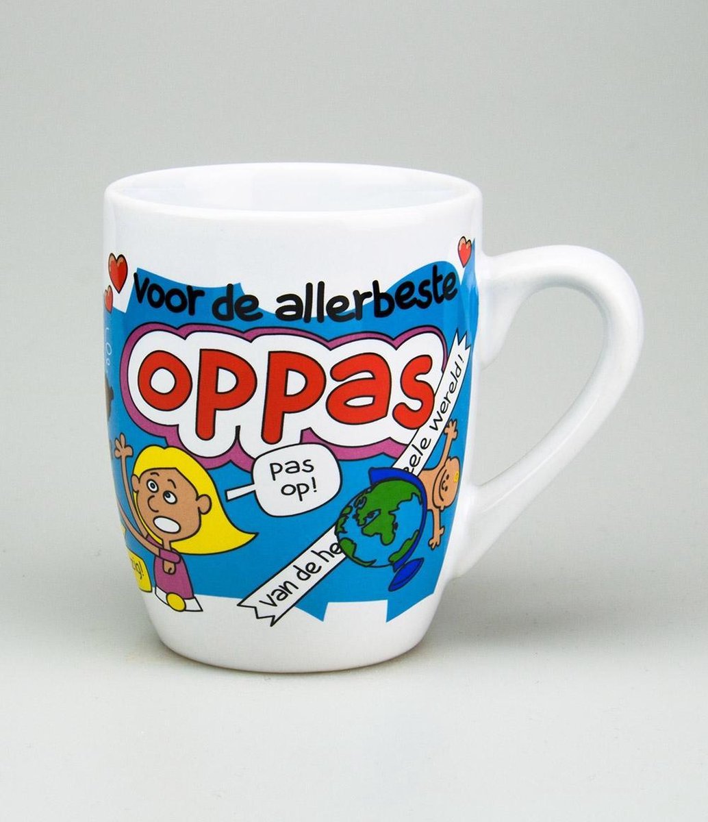 Mok - Cartoon Mok - Voor de allerbeste Oppas -  In cadeauverpakking met gekleurd lint