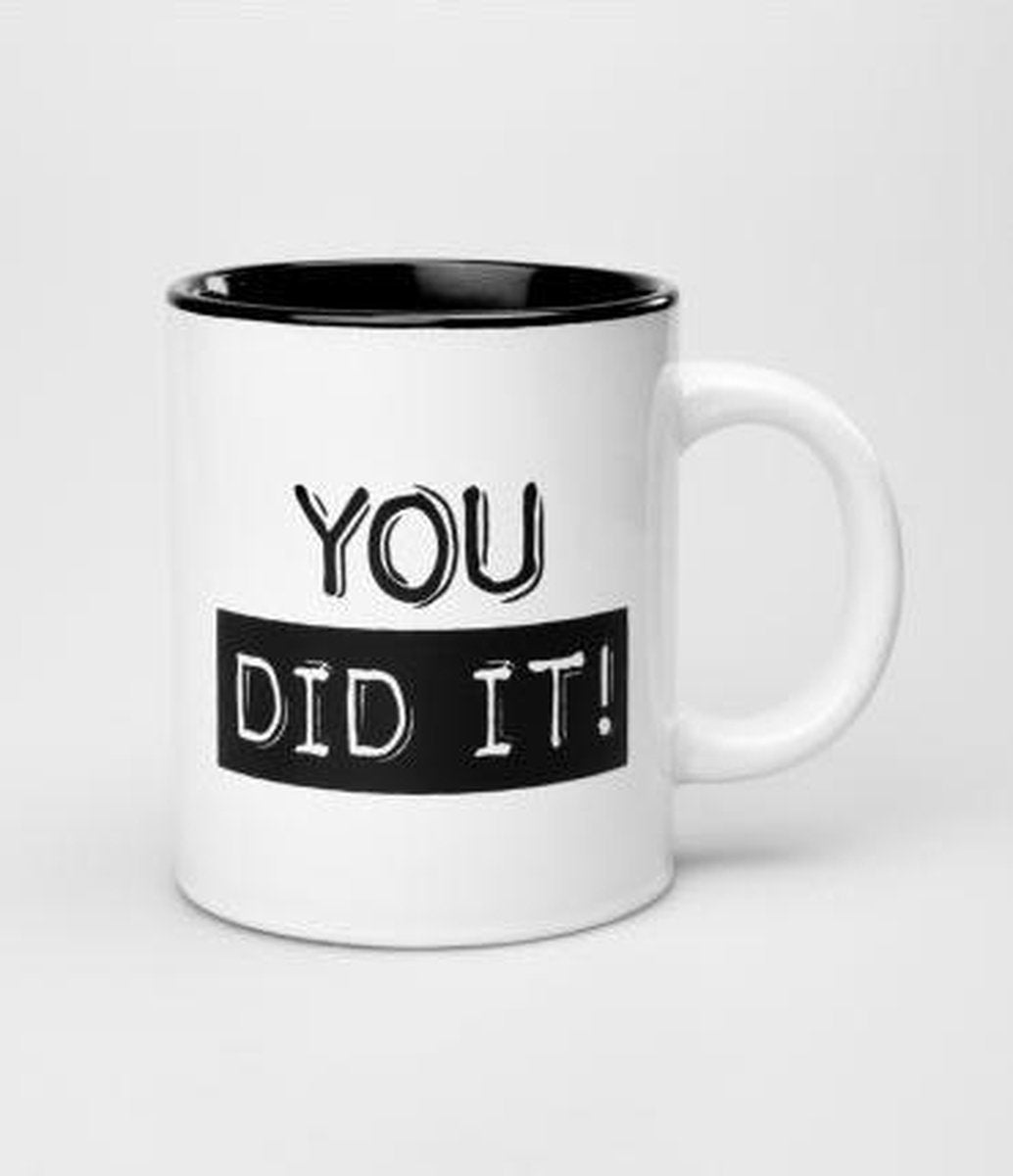 Zwart Wit Mok - You did it  - Gevuld met verpakte bonbons  - In cadeauverpakking met krullint