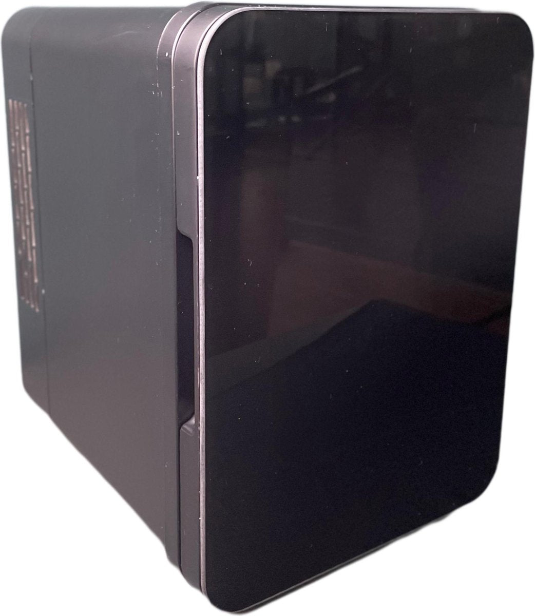 Skin up fridge- Skincare fridge - Mini fridge - Makeup - 4L- FULLY BLACK