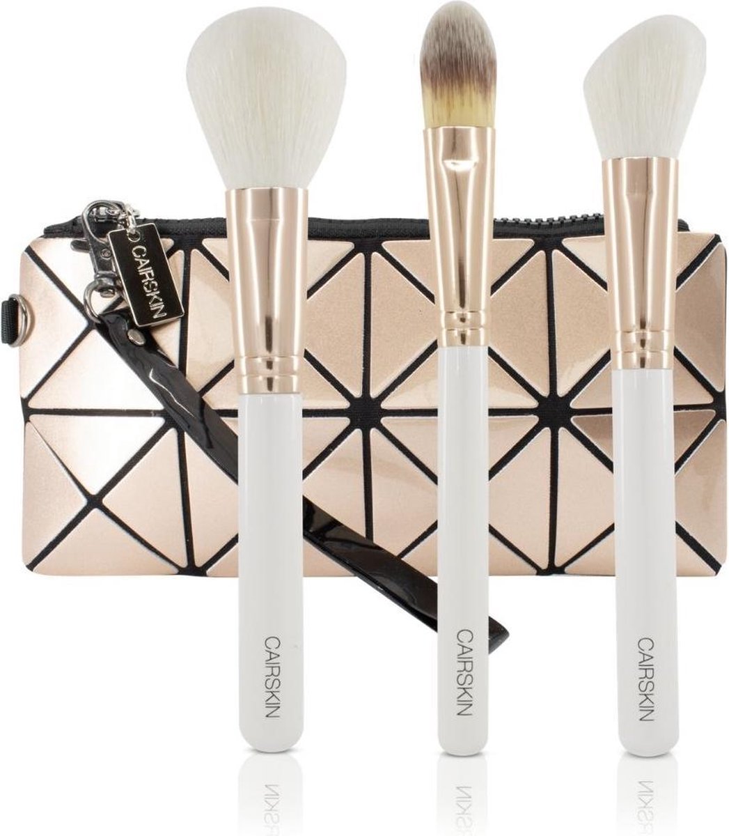 CAIRSKIN Go Golden Face Brush Set - 3 Professional Natural Hair Brushes - Kwastenset voor Gezicht - Foundation Blush & Poeder Penselen