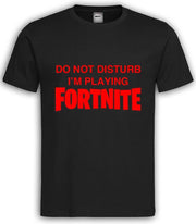 Zwart T shirt met Rode Tekst "do not disturb i'm playing Fortnite " ronde hals / Size M