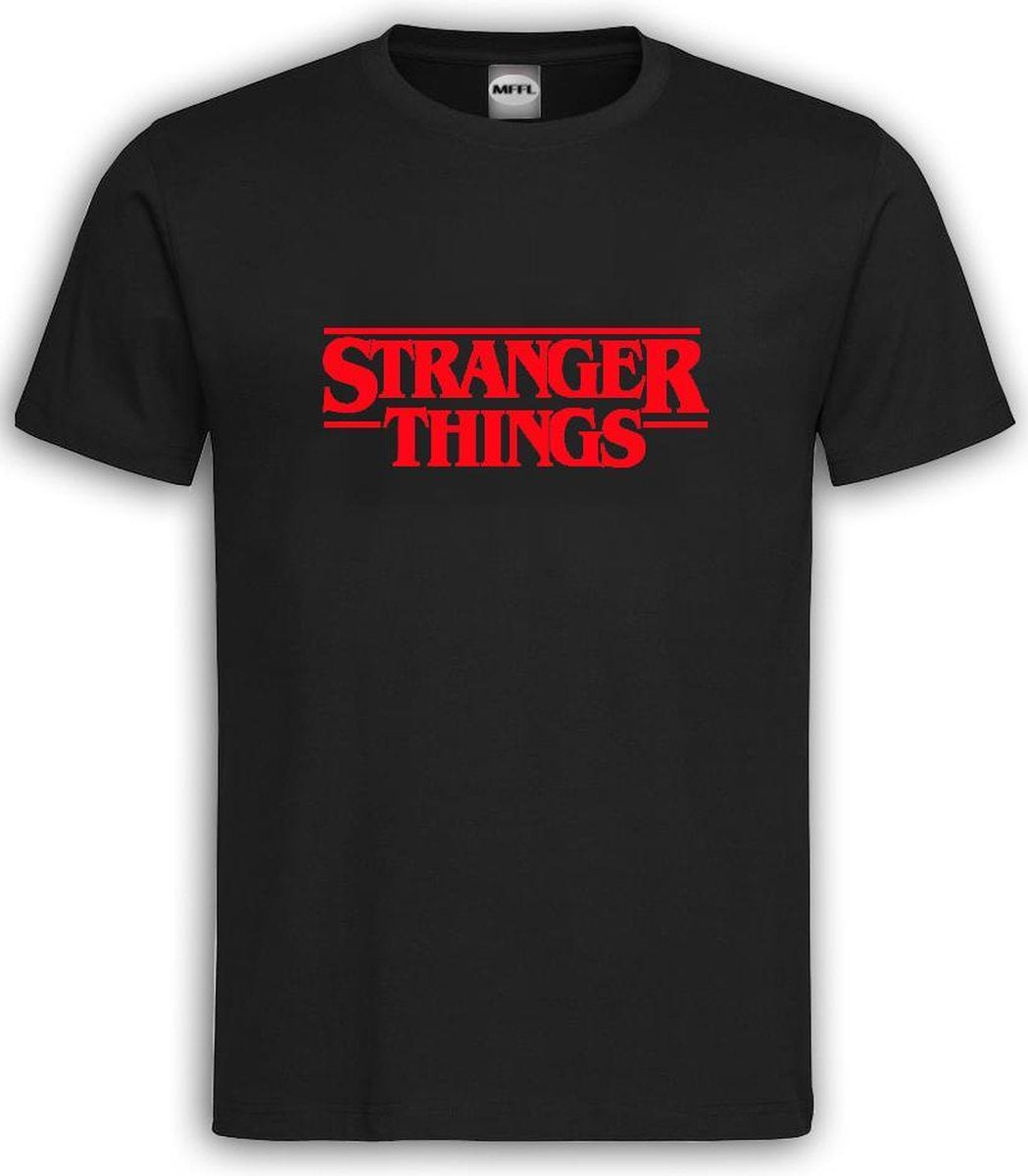 Zwart T shirt met Rode "Stranger Things" tekst maat L
