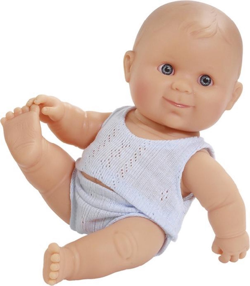 Paola Reina Puppegie blank jongen gekleed (met ondergoed) 22cm