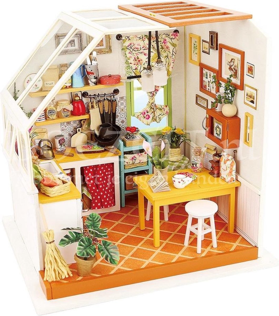 Robotime DIY Modelbouw Miniatuur Bouwpakket Jasons Keuken 18 x 16
