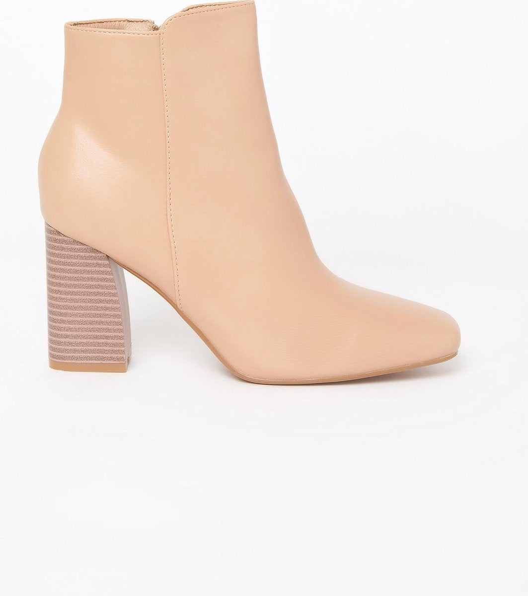 Enkellaarzen met hoge blokhak - Beige