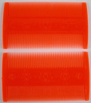 Luizenkam per 2 stuks oranje.