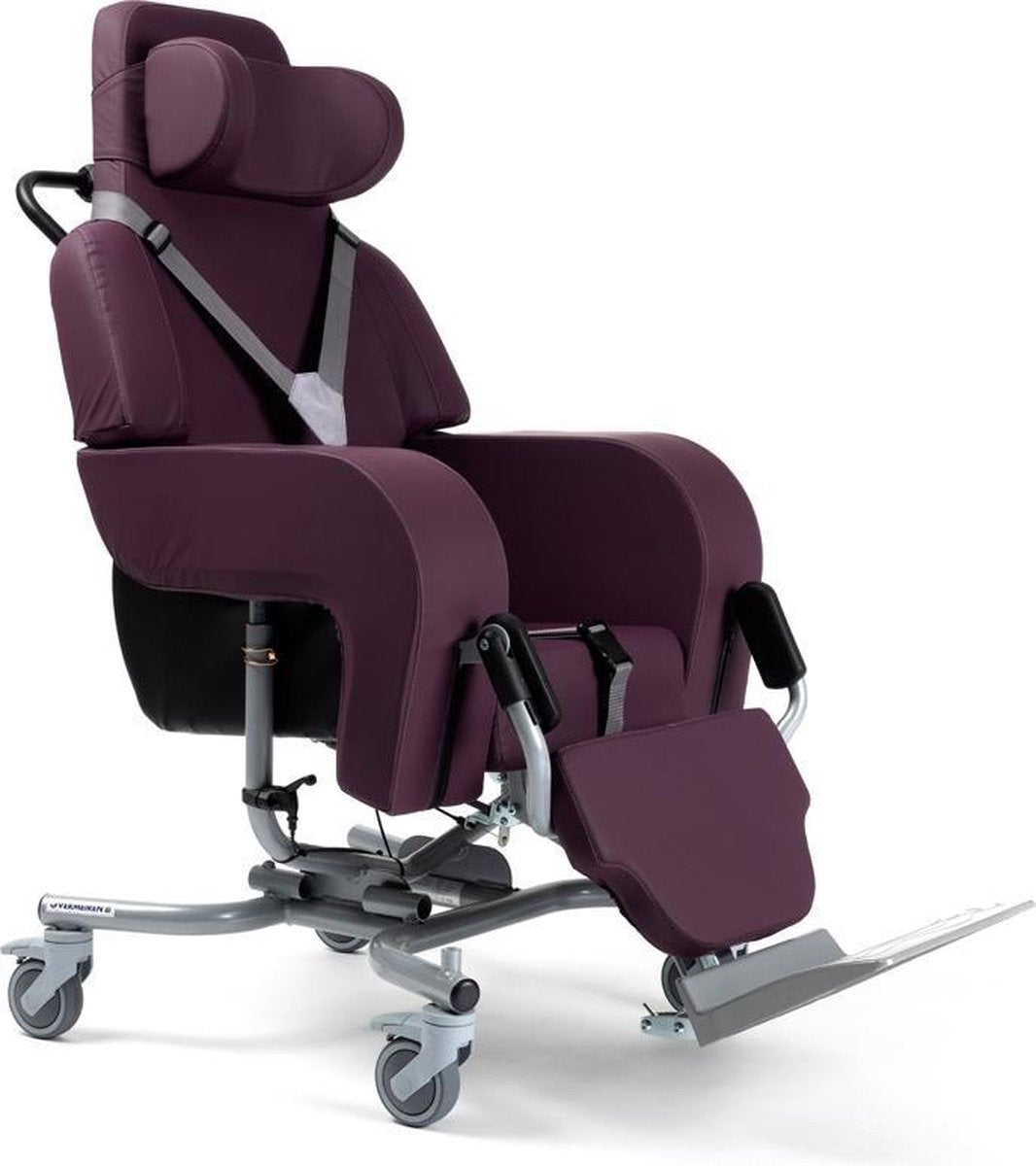 Rolstoel Altitude - verzorgingsrolstoel met kantelfunctie en indoor onderstel