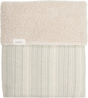 Koeka Wiegdeken Maui teddy - leaf/soft sand 75x100cm