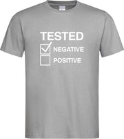 Grijs T shirt “ Tested Negative” tekst maat XL