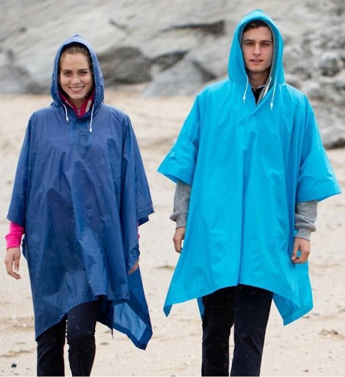 Regencape Poncho voor volwassenen  Kleur Saphir blauw / in 8 verschillende kleuren