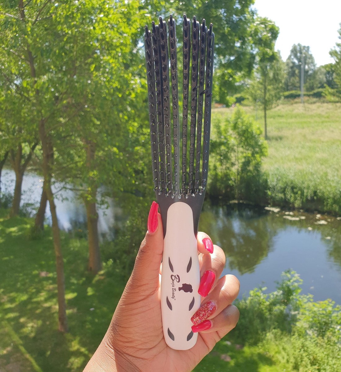 BenjaBeauty® Anti klit Haarborstel|Detangler brush|Haarverzorging|Krullen|Zwart/wit