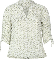 Blouse in viscose met hartjes erop