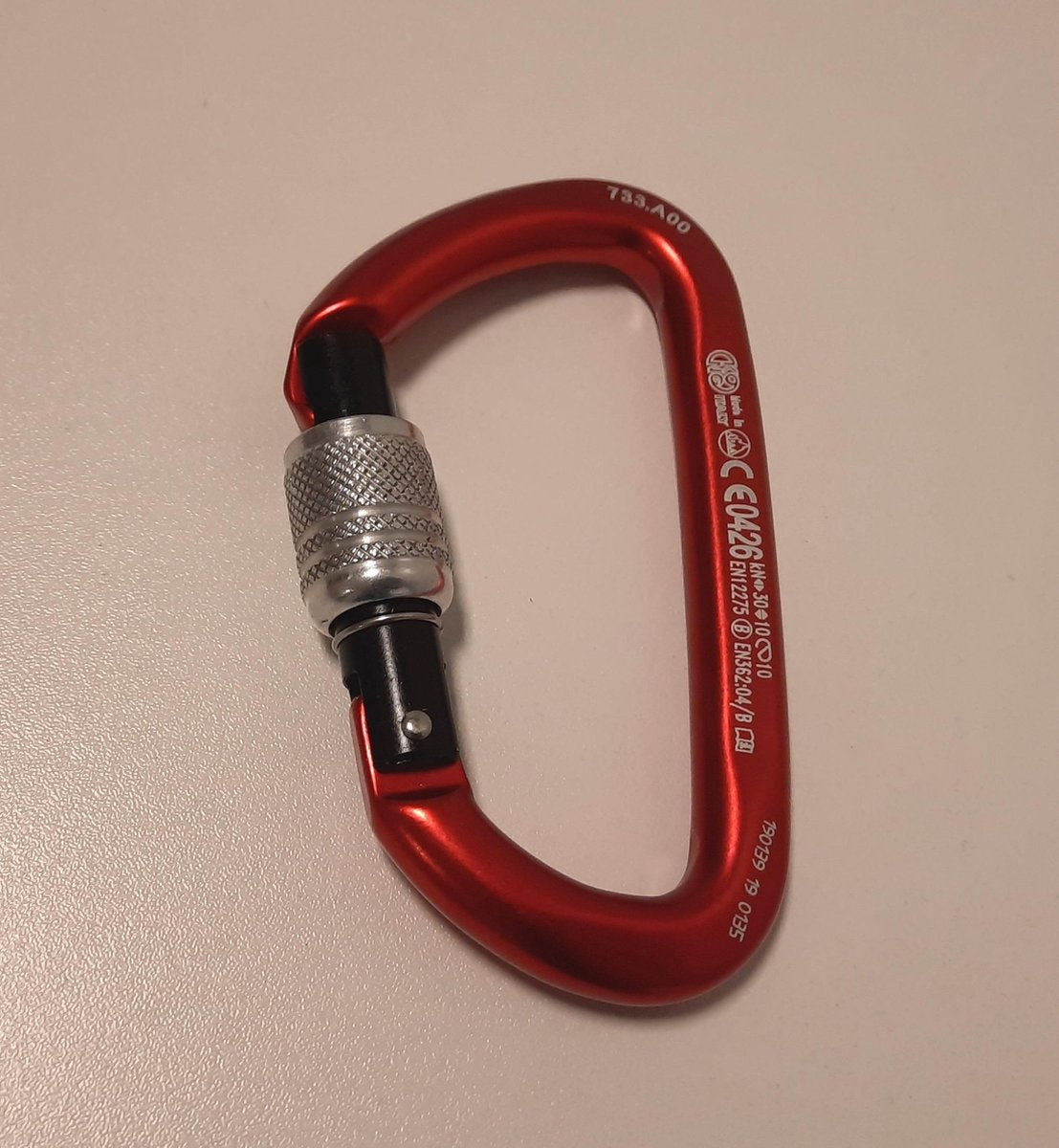 Kong 733.A1 karabijnhaak Rood