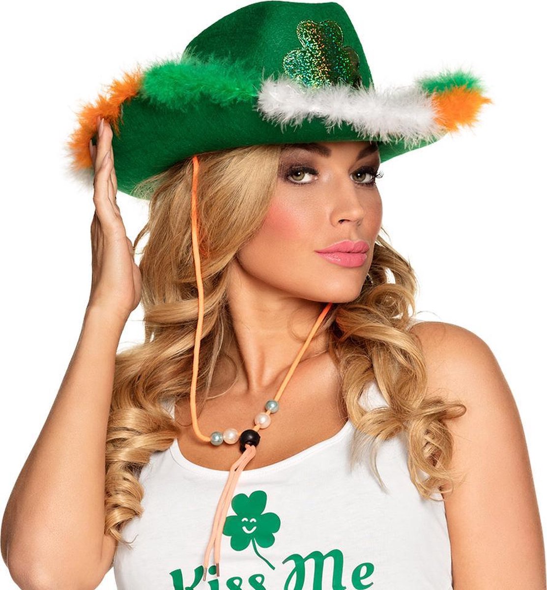 St. Hoed Eire lady