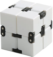 Hoogwaardige Infinity Cube / Infinity Fidget Cube / Infinity Kubus | Anti Stress Fidget | Magic Cube | Wit