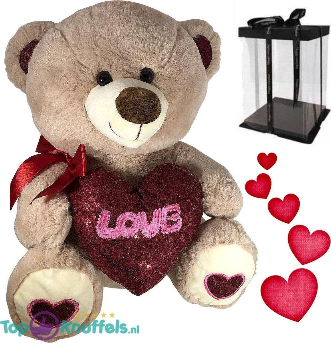 Teddybeer met hart ‘Love’ (Lichtbruin) 40cm + Giftbox | Ik hou van jou / I Love you Knuffelbeer | Valentijnsdag cadeau | Love Teddy Beer | Cadeau | Valentijn kado vrouw man