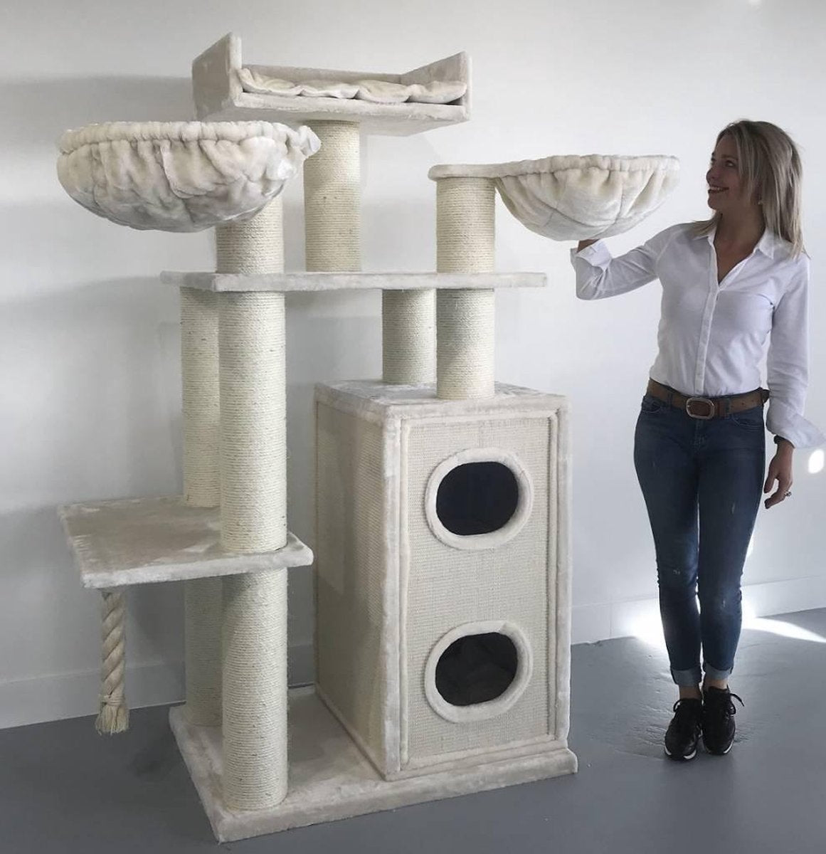 Krabpaal Cat Paradise Beige voor grote katten van RHRQuality