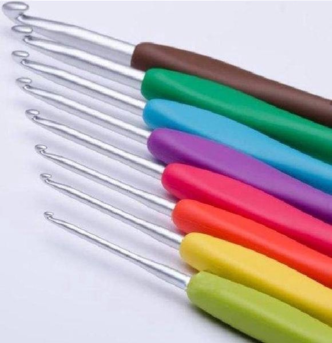 Ergonomische 9-Delige Haaknaalden set - Anti-slip Soft grip - Haaknaalden Set Met Ergonomisch Ontwerp 2 mm tot 6 mm - Mangry
