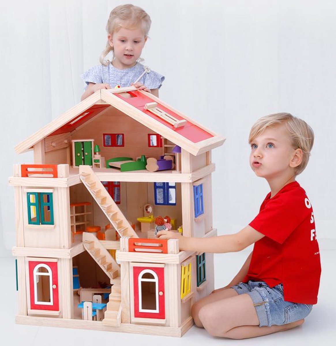 Onshine - Houten poppenhuis met 3 verdiepingen. Inclusief poppen