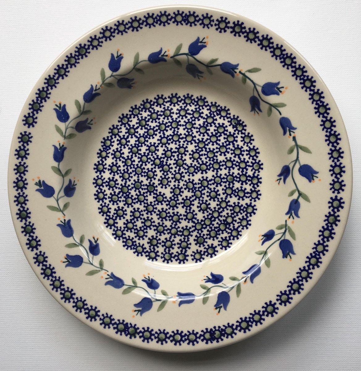 Bunzlau soep bord blauwe bloemen