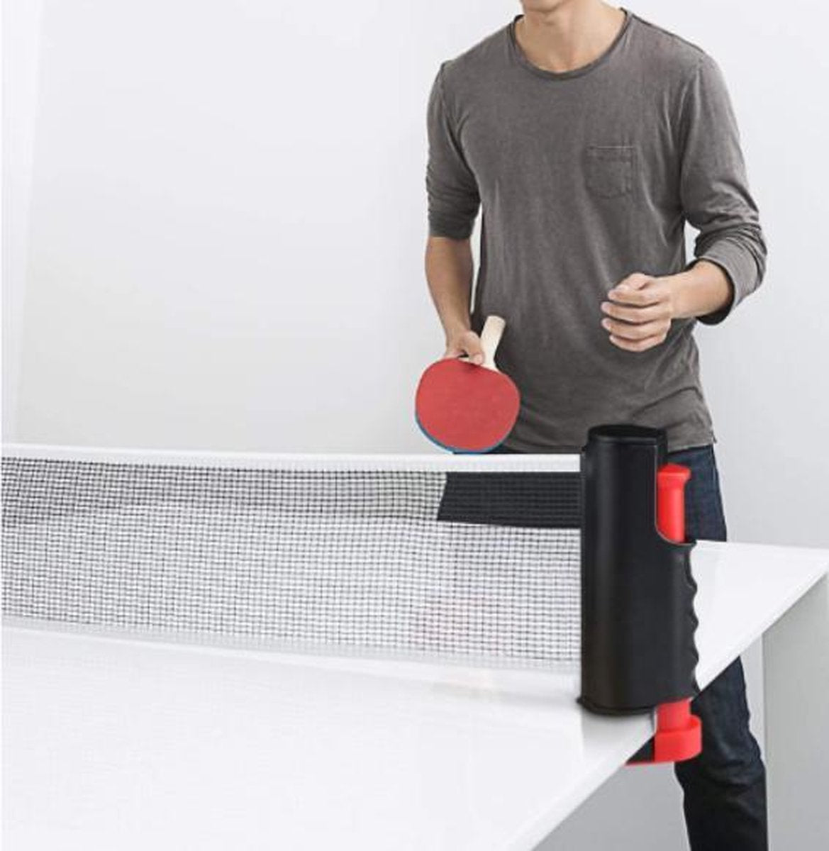 Tafeltennisnet Uitschuifbaar - Zwart Rood - Draagbaar - Binnen en Buiten - Ping Pong net - Tafeltennis Accessoires - Verstelbare Lengte - Geschikt voor elke tafel -