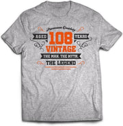 108 Jaar Legend - Feest kado T-Shirt Heren / Dames - Antraciet Grijs / Oranje - Perfect Verjaardag Cadeau Shirt - grappige Spreuken
