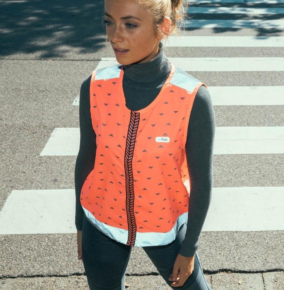 gofluo. Birdie Veiligheidshesje - Reflecterend hesje - Fluoriserend - Veiligheidsvest - Hardloophesje - Reflectie jas - Lichtgewicht - Veilig de weg op - Koraal - XXL