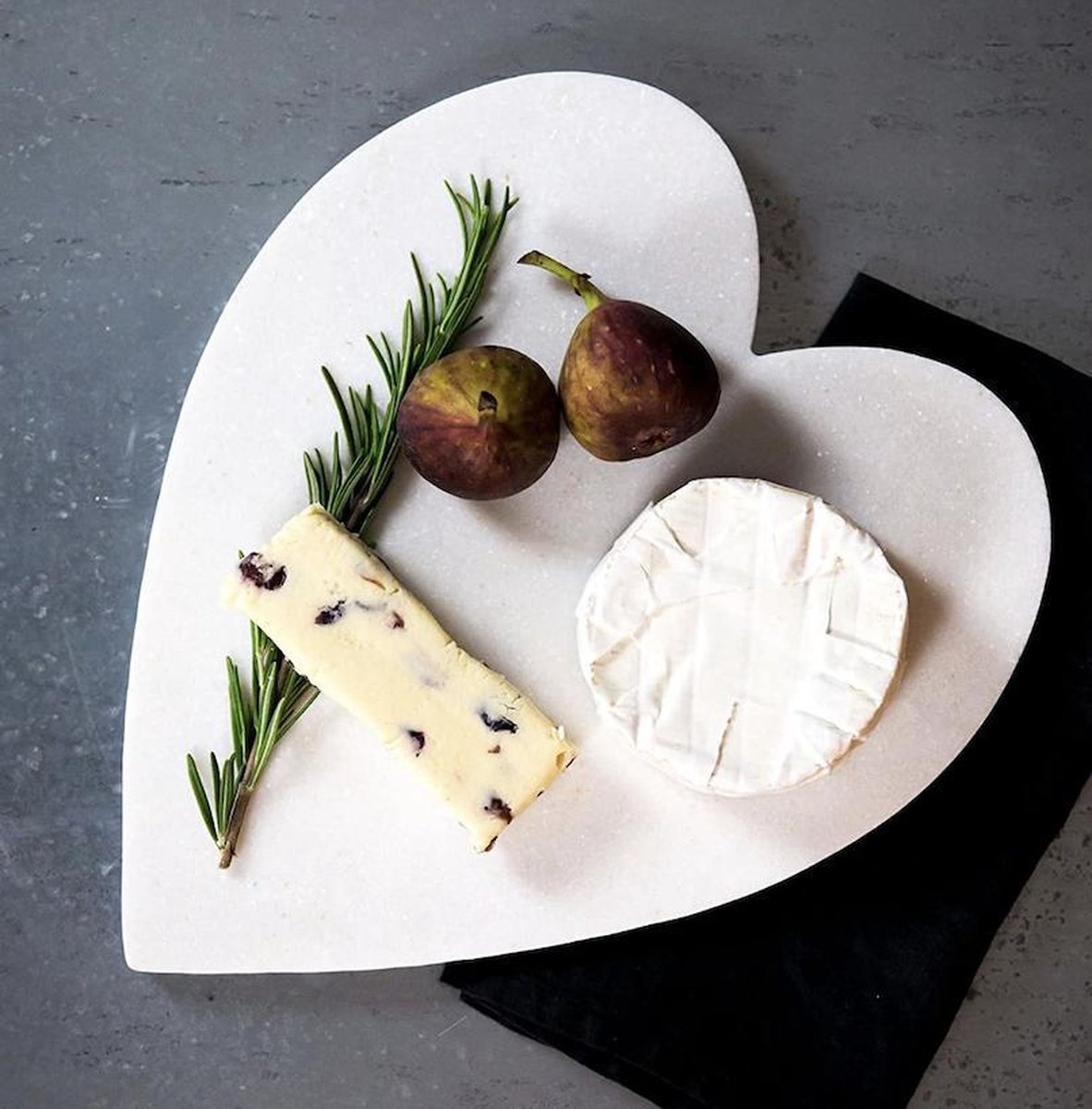 Snijplank Tapas  Hartvormig  27x22x1cm - Marmer Wit - Keuken - Echte marmer - LuxuryQuarry®