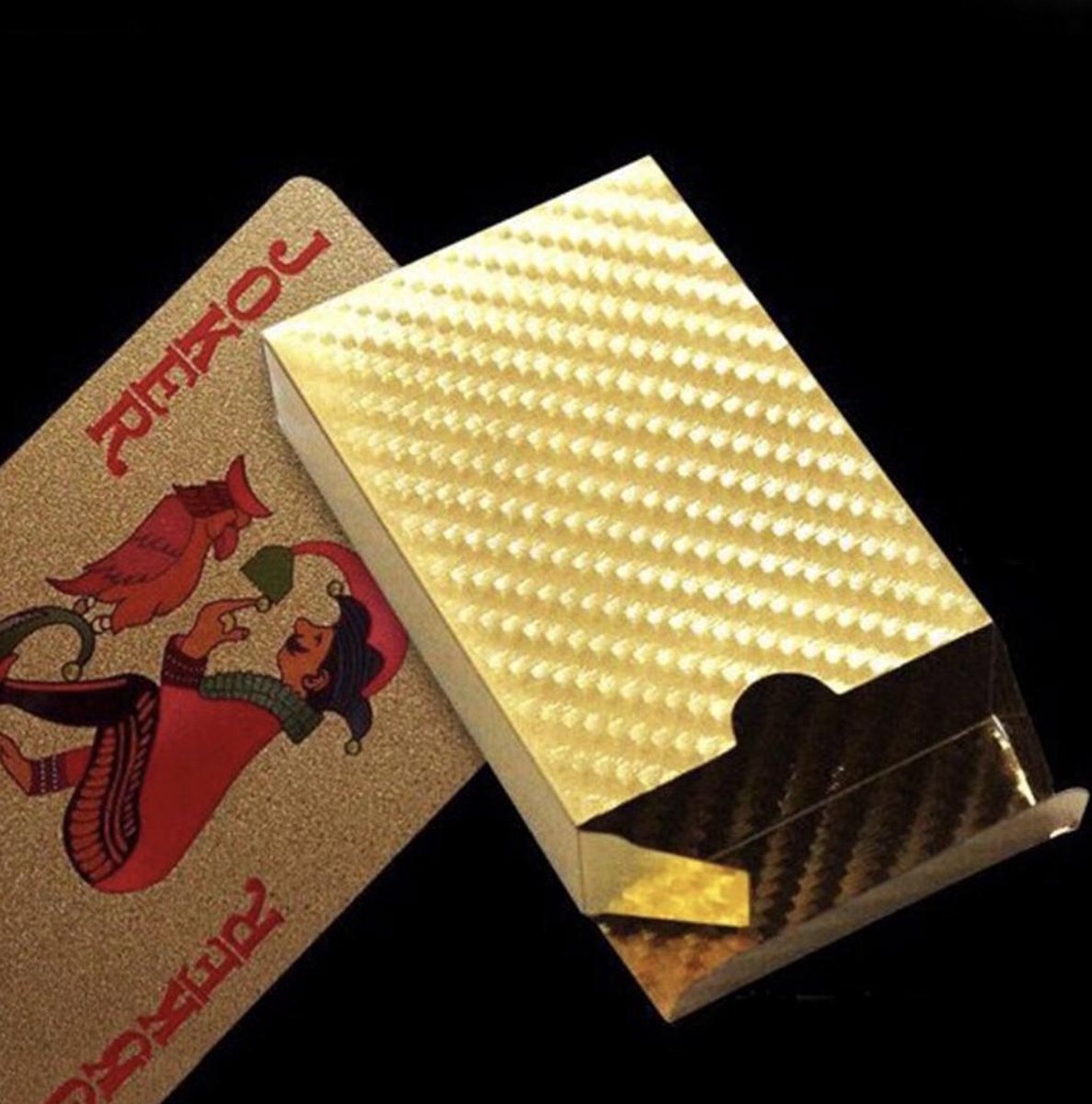WiseGoods Luxe 24K Gouden Speelkaarten - Poker Kaarten - Magic Card - Set Kaartspel - Pokerkaarten - Waterdicht - Geplastificeerd