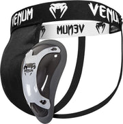Venum ''Competitor'' Kruisbeschermer - L
