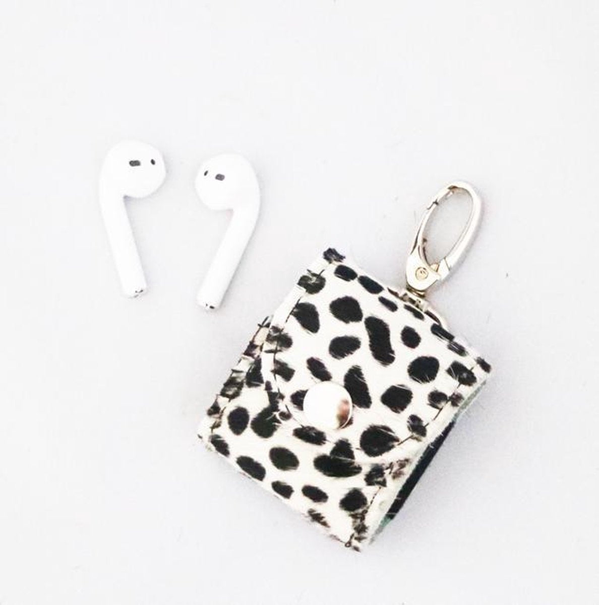 Airpods case 'Macy' leer cheetah - Airpods hoesje - cases