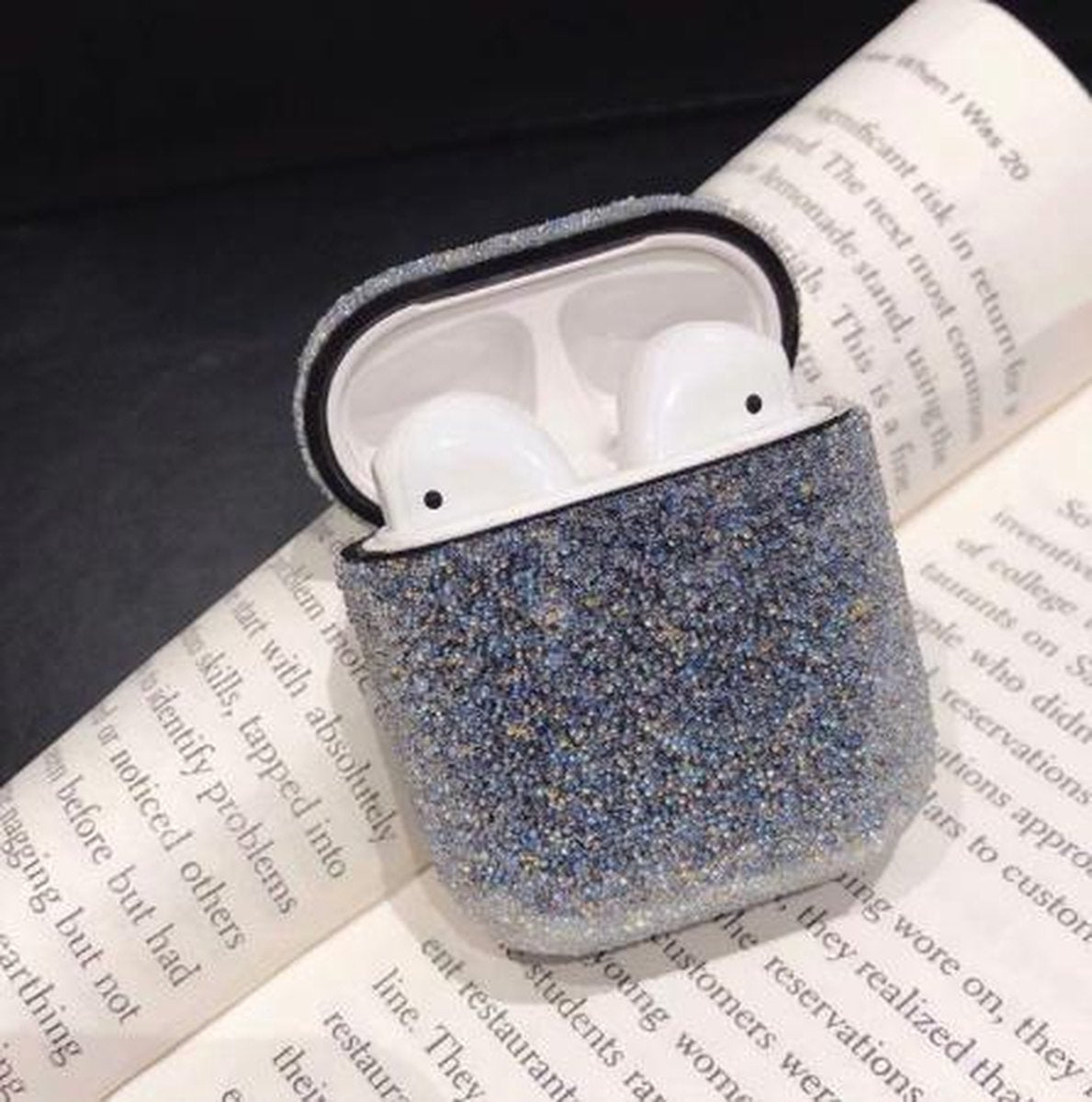 Hidzo hoes voor Apple's Airpods - Hard Case - Glitter - Zwart