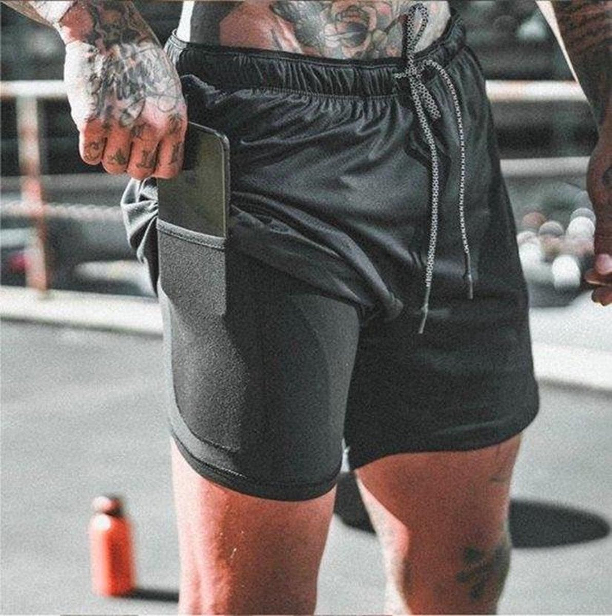 Douxe Sportbroek voor Heren – 2 in 1 sportshorts met praktische mobielzak – Achterzak met ritssluiting – Sportbroek in de maten: M
