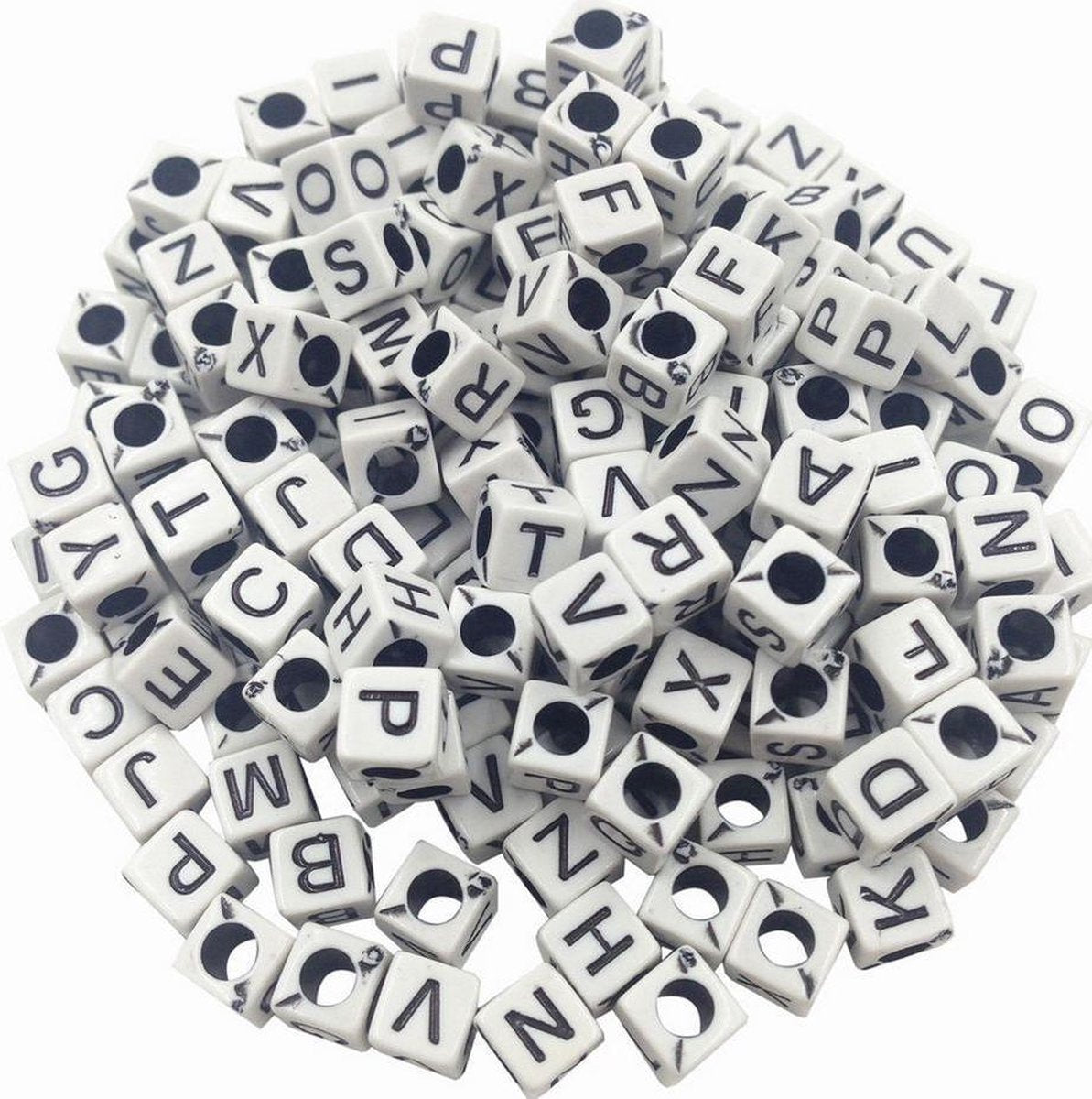 500 stuks alfabet kralen vierkant wit