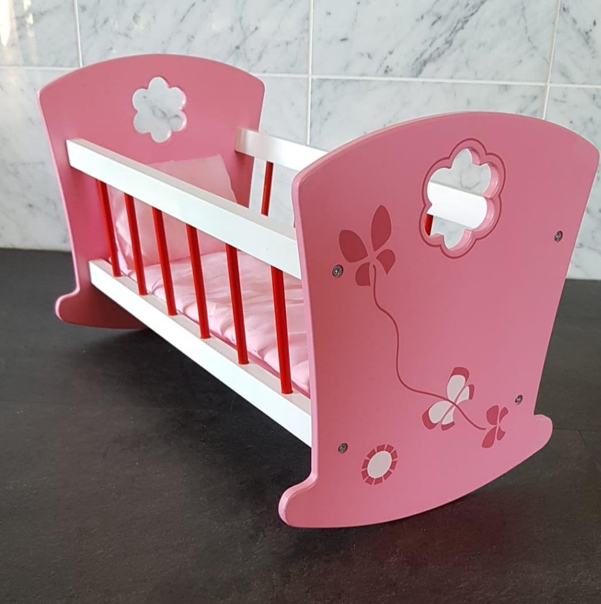 Wit Houten speelgoedbed wieg voor poppen - poppenwieg - poppenbed