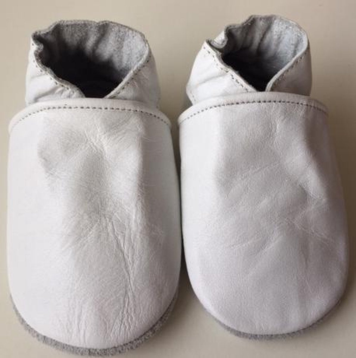 Leren baby slofjes  – wit maat m