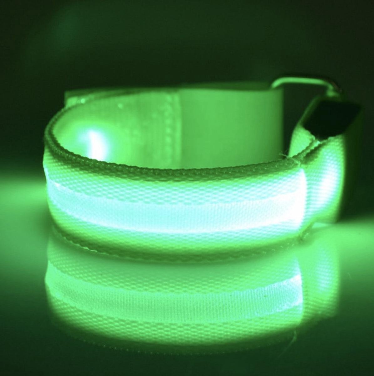 Hardloop Verlichting | Hardlopen | Lamp | Lampjes | Licht | Armband | Armlichtje Voor Hardlopen | Hardloop Lichtjes | Hardloop Accessoires | Hardloop Verlichting Armband | Verlichting Led | Fiets | Sport | 2 Stuks Per Verpakking | Groen Bandje