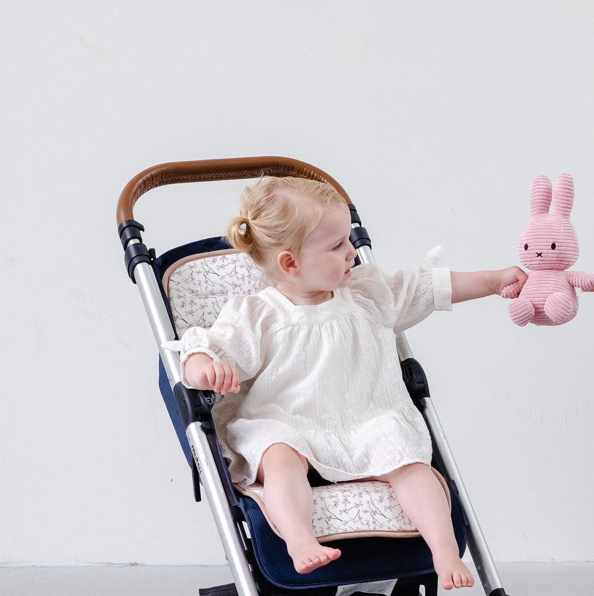 Wallabiezzz Inlegkussen - Buggykussen - Buggy inleg - Pink Blossem