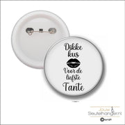Button Met Speld 58 MM - Dikke Kus Voor De Liefste Tante