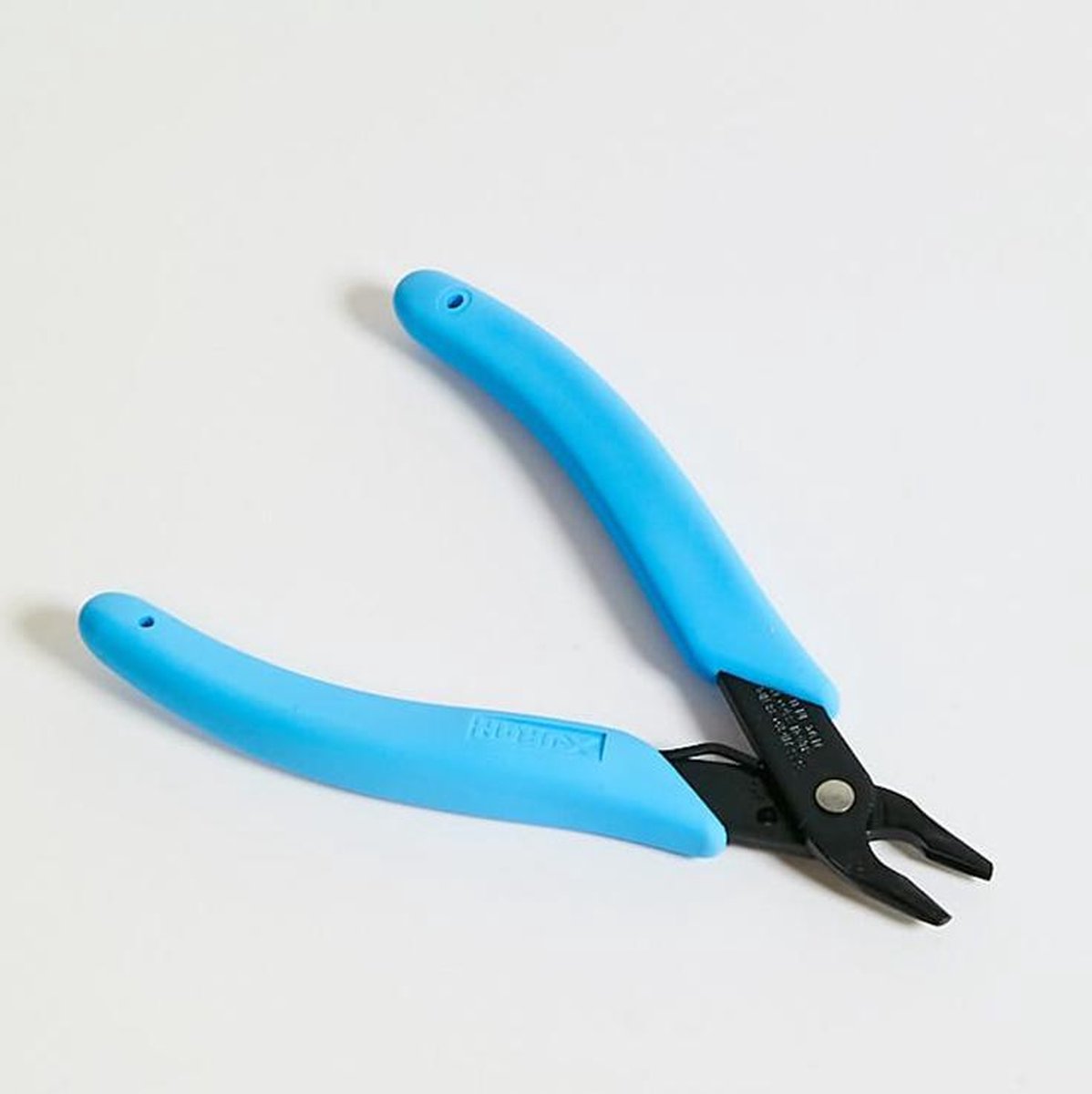 Xuron 575 - Micro-Forming tang (Gereedschap voor foto-geëtste onderdelen)