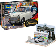 Revell 30th Anniversary "Fall of the Berlin Wall" Montagekit Stadsauto miniatuur 1:24