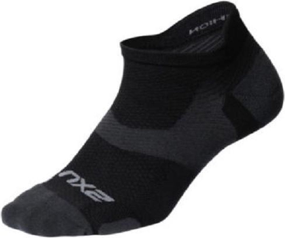 2xu Sokken Vectr Lightcushion Nylon Zwart Maat 38/41