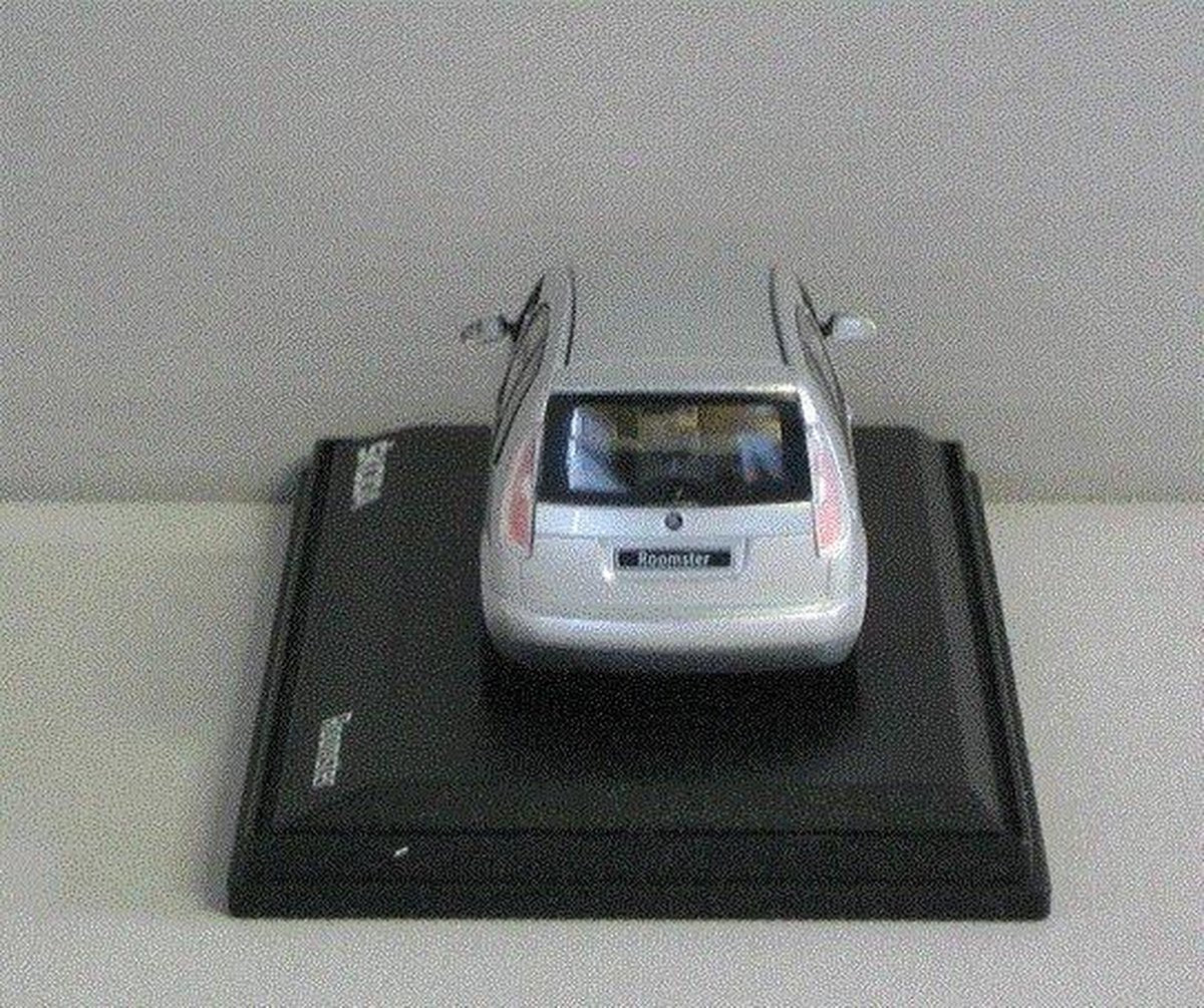 Skoda Roomster Facelift - 1:43 - Abrex