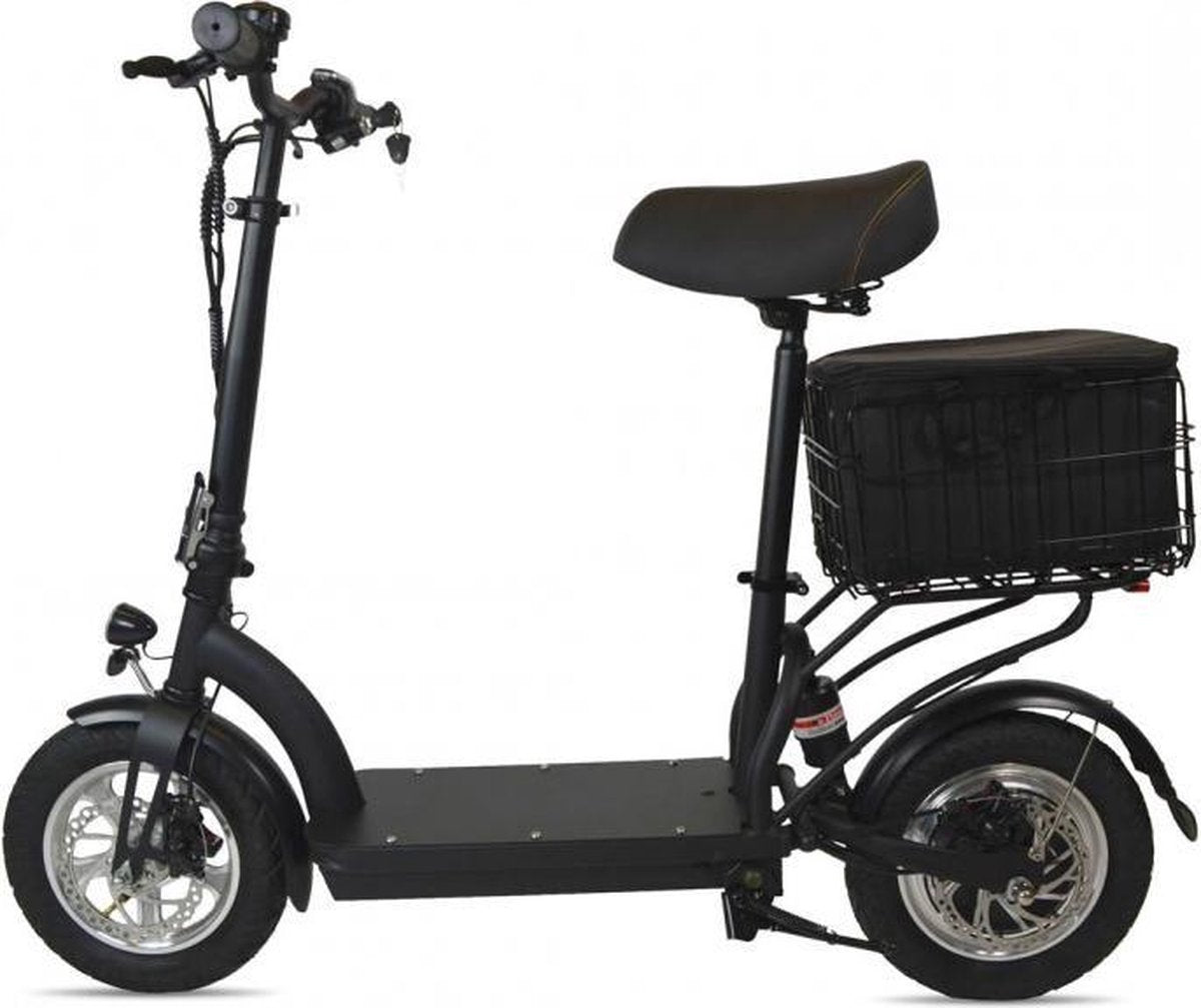 ZIPPER M6 ELEKTRISCHE STEP MET ZADEL