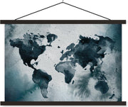 Schoolplaat - Wereldkaart - Abstract - Waterverf - 150x100 cm - Zwarte latten