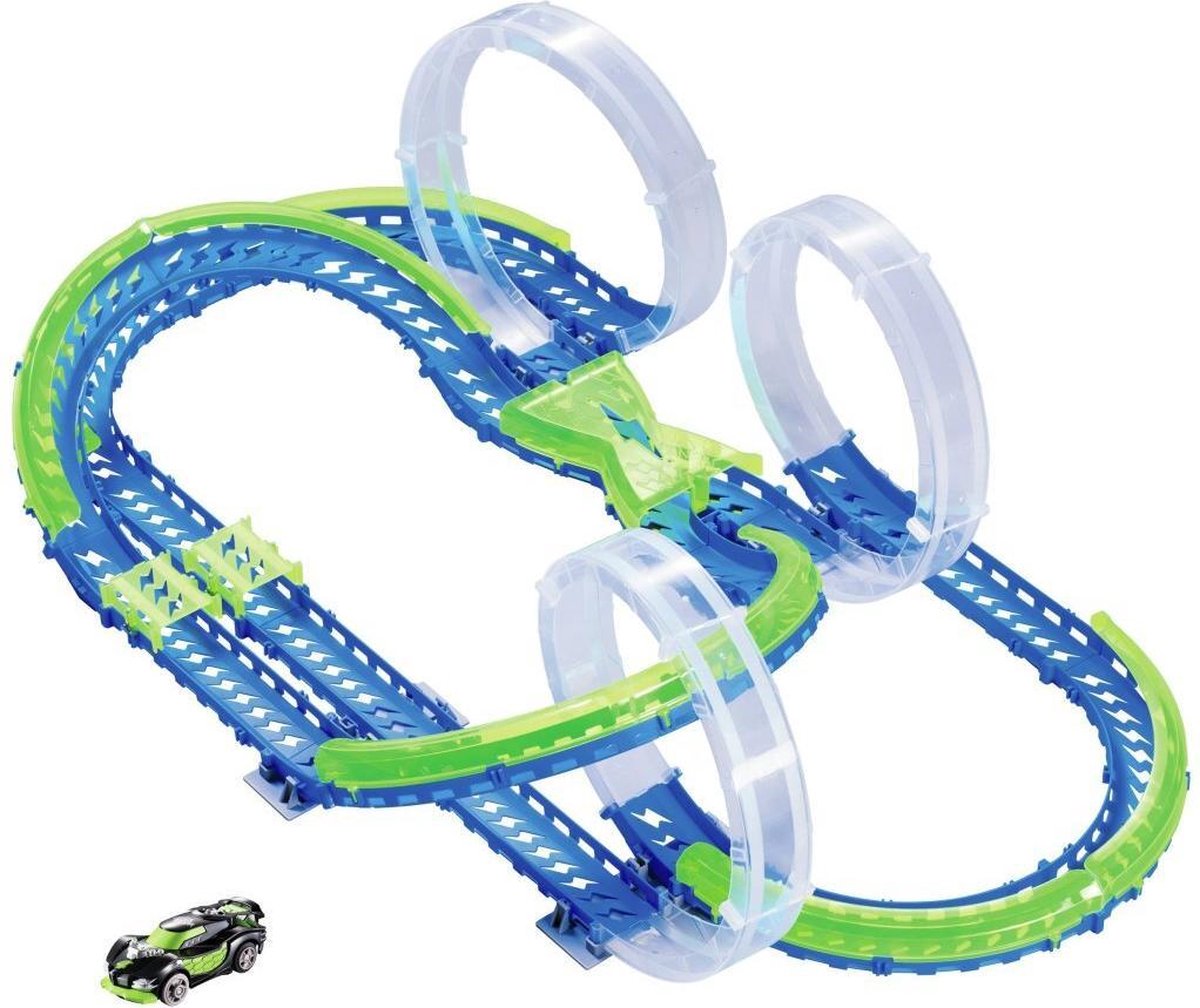 Wave Racers Triple Skyloop Racebaan
