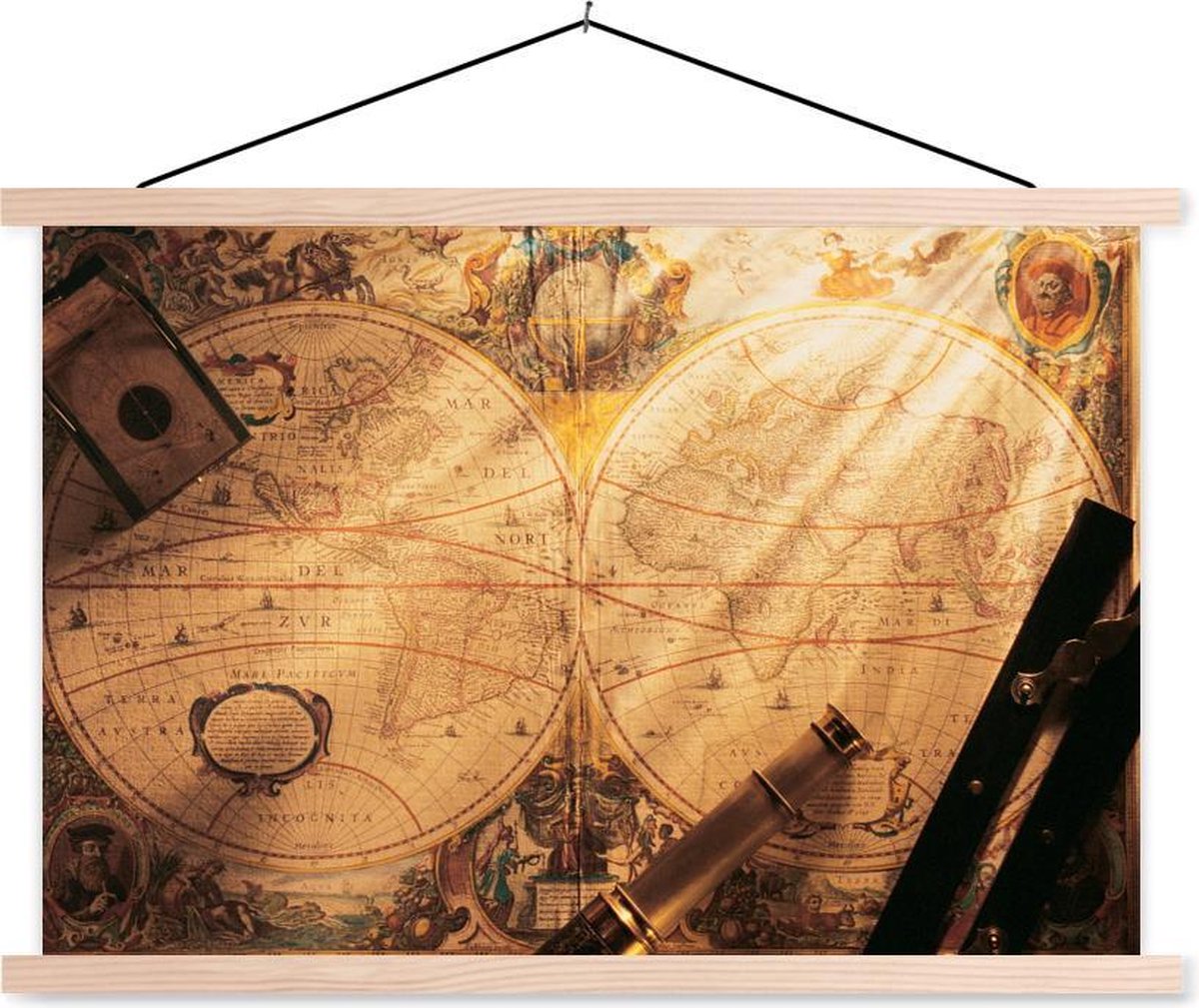 Ouderwetse wereldkaart met navigatiemateriaal textielposter latten blank
